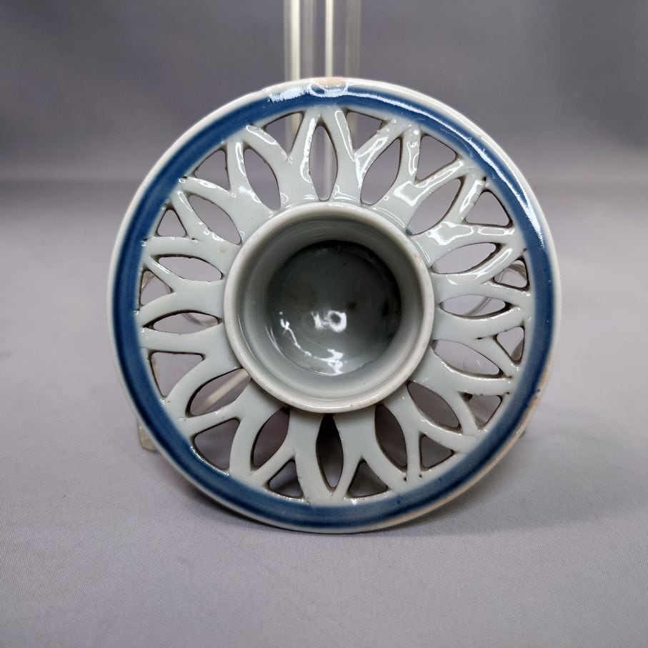 透かし彫り高坏型杯台 | Pay ID