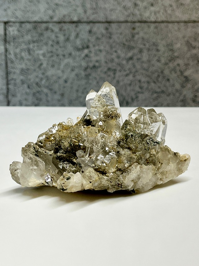 クォーツクラスター【ML-0071】from インド