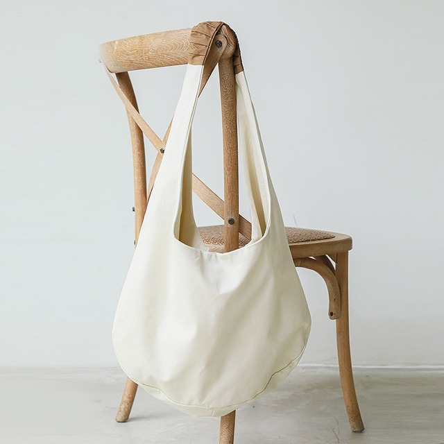 ストラップショルダーキャンバスバッグ　M1156