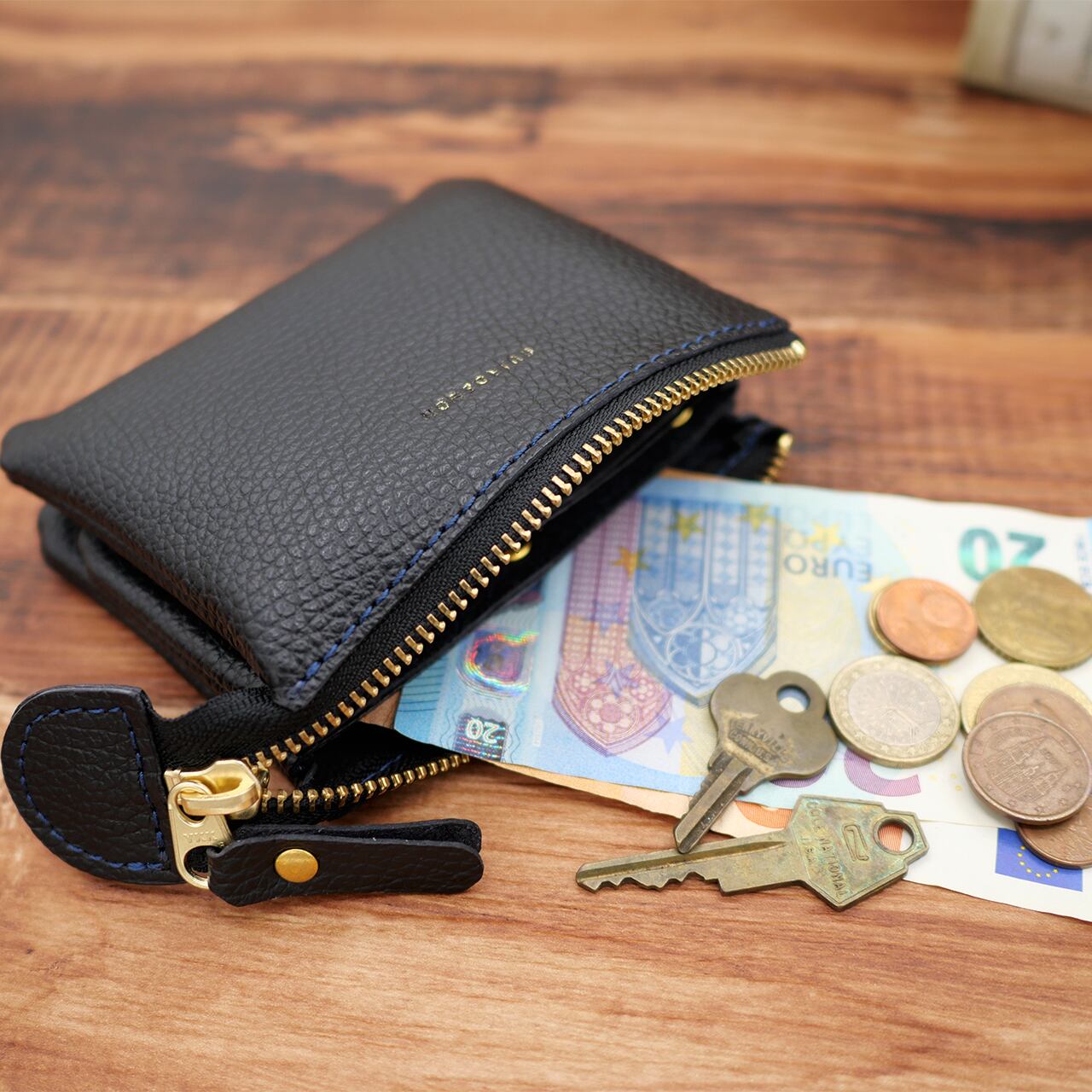 ｷｭｲｰﾙﾃﾞｿﾝ これ1つで身軽になる軽くて小さいお財布ポーチ コンパクトで