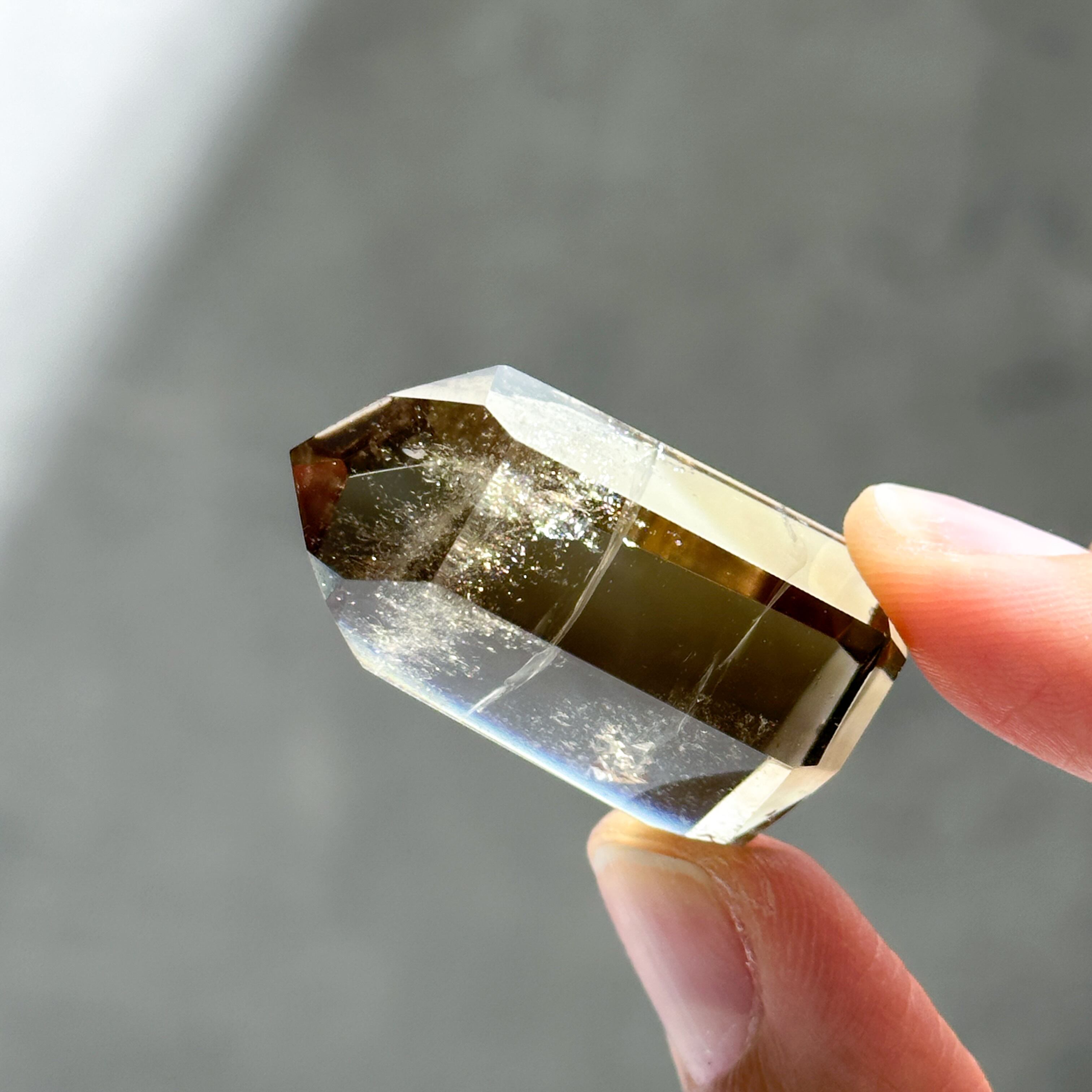 ファントム◎シトリン（黄水晶） タワー 62◇ Citrine ◇ 天然石・鉱物