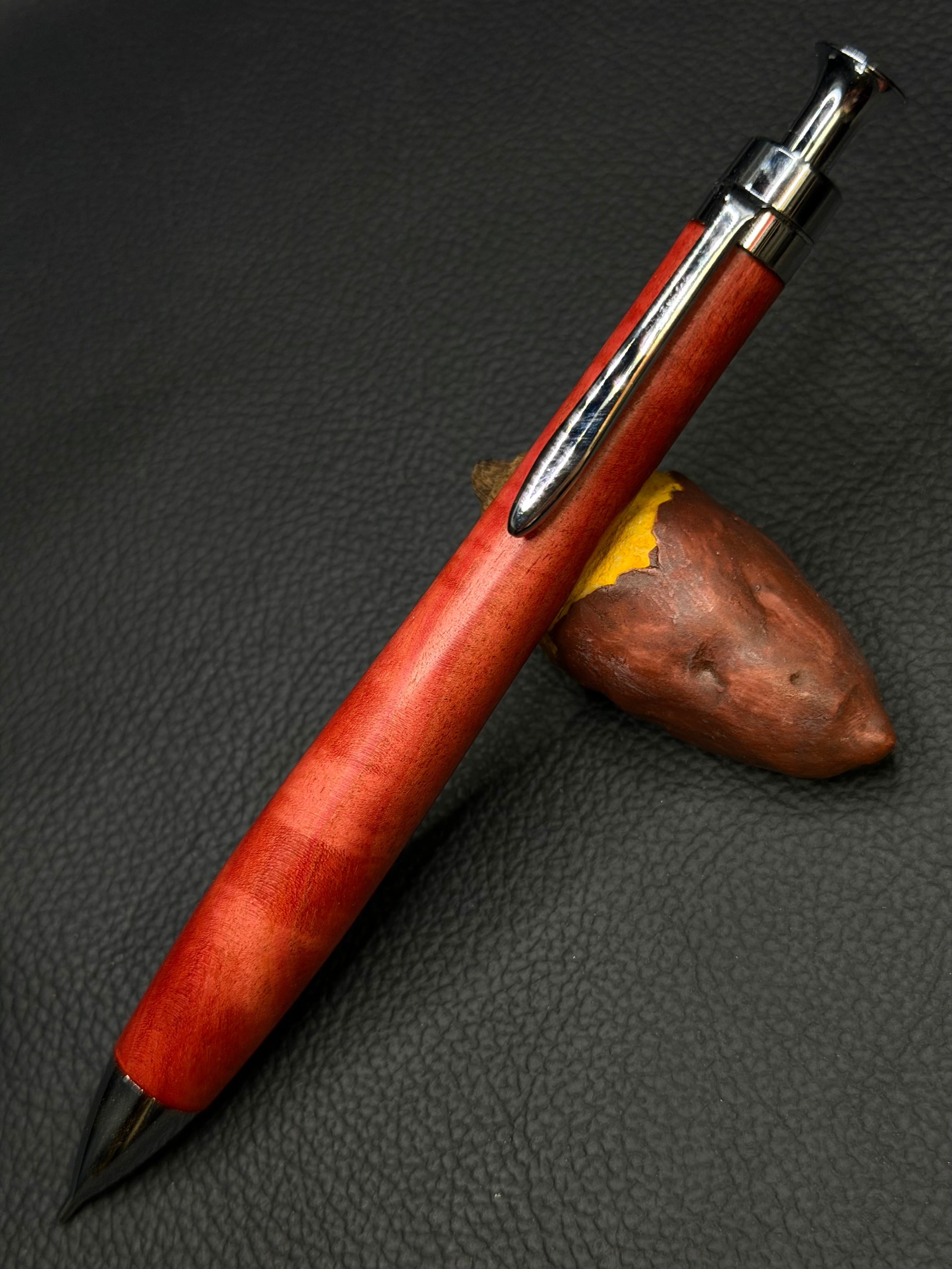 12 フルーツウッド ブドウ キーホルダー付き | こぶた工房