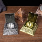 赤胴 灰皿 ピラミット灰皿 メタル製のクリエイティブな灰皿 ヨーロッパスタイル エジプトファラオピラミッド灰皿 車 クラブホテル 家庭用のクリエイティブで実用的な装飾 母の日 父の日 新年 ギフト プレゼント