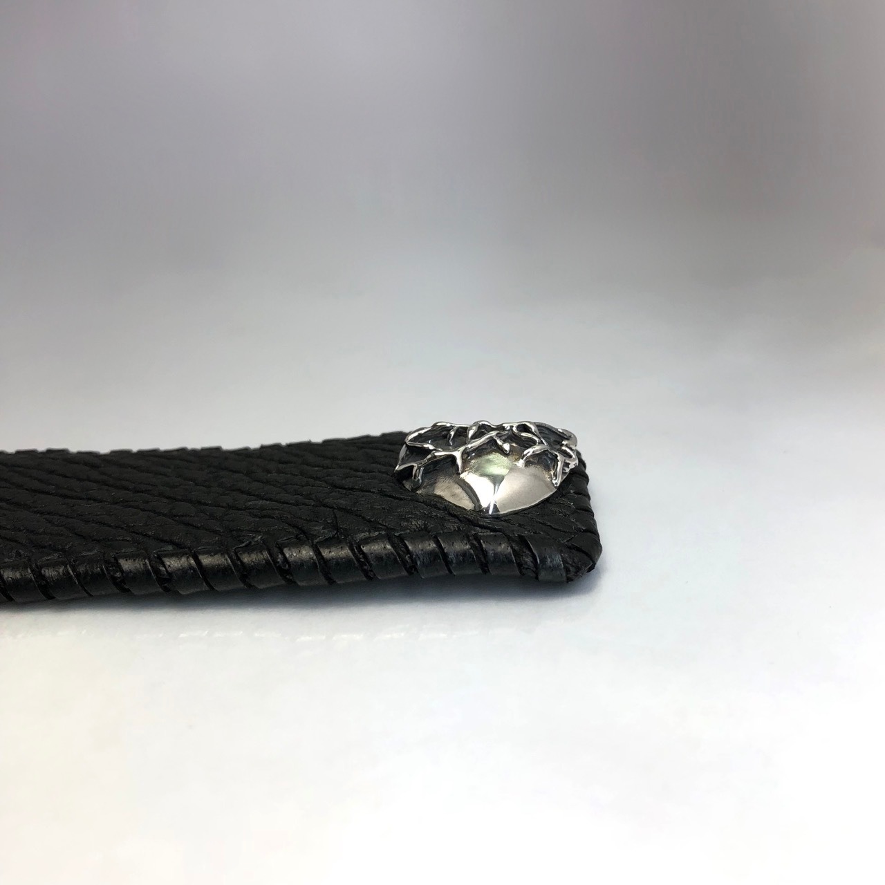 SHARK SKIN WRISTBAND [HEART] / シャークスキンリストバンド・ハート