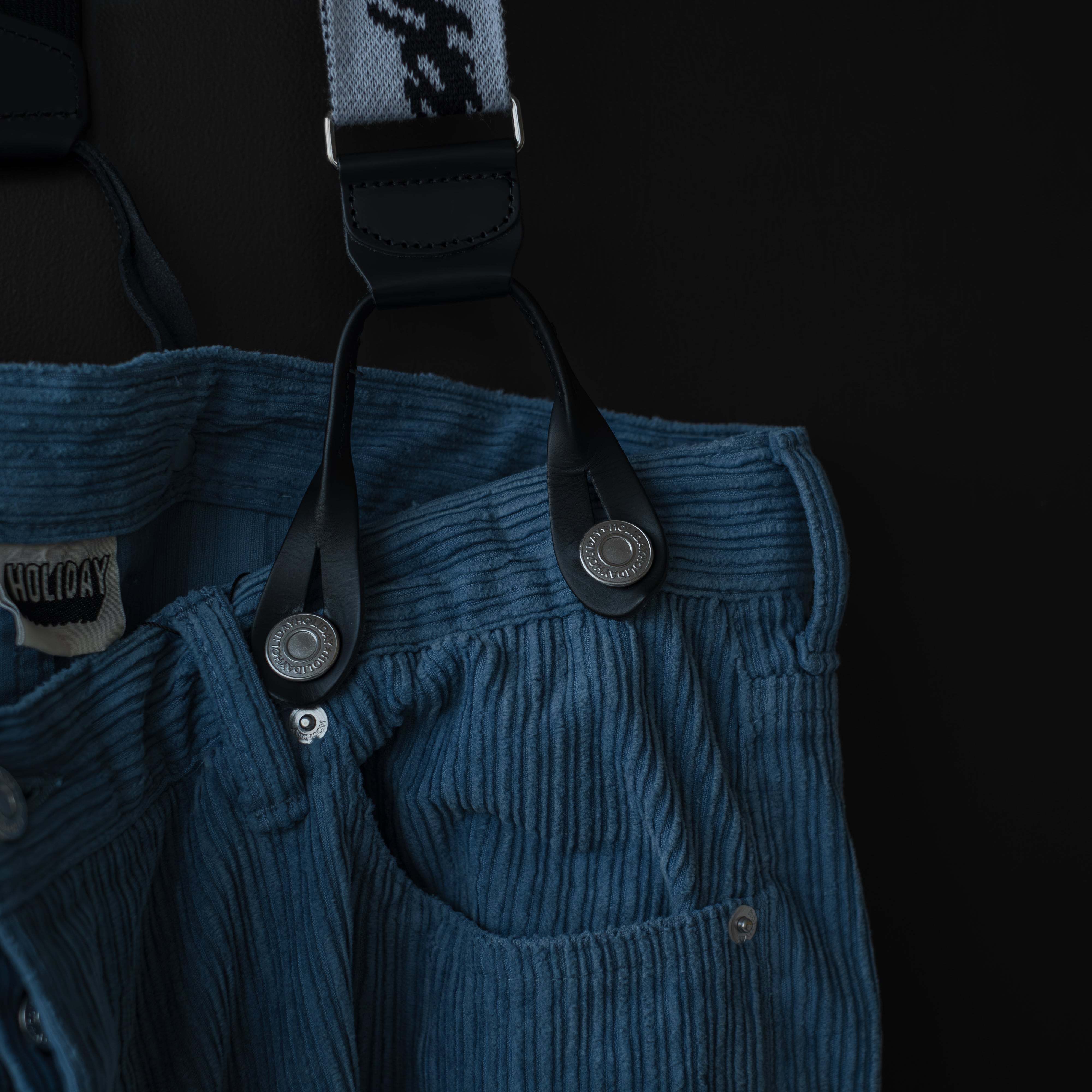 HOLIDAY】 DAMAGE CORDUROY SUSPENDER PANTS (blue) | dros dro