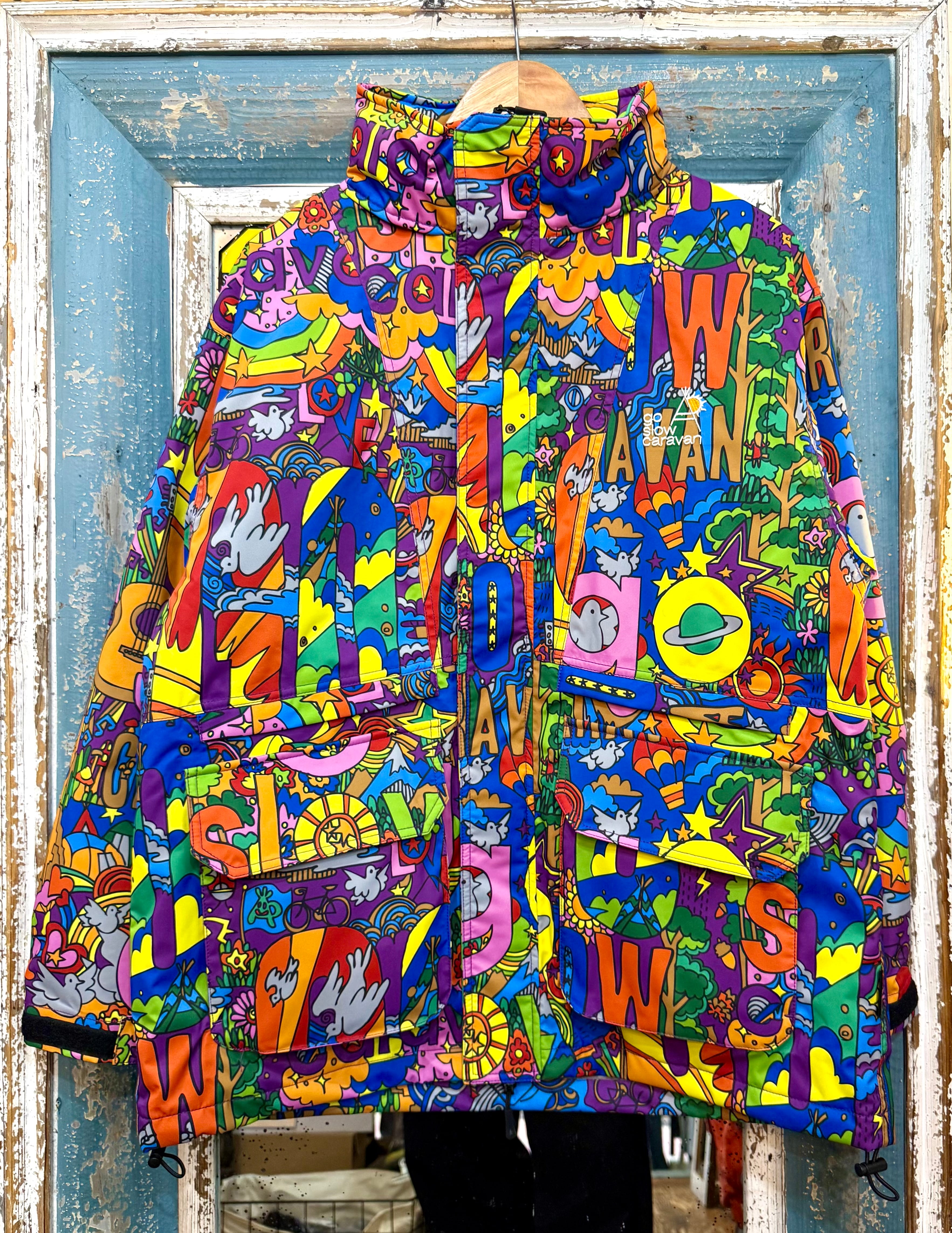 希少 go slow calavan×ウルトラマン 総柄 ナイロンジャケット go slow