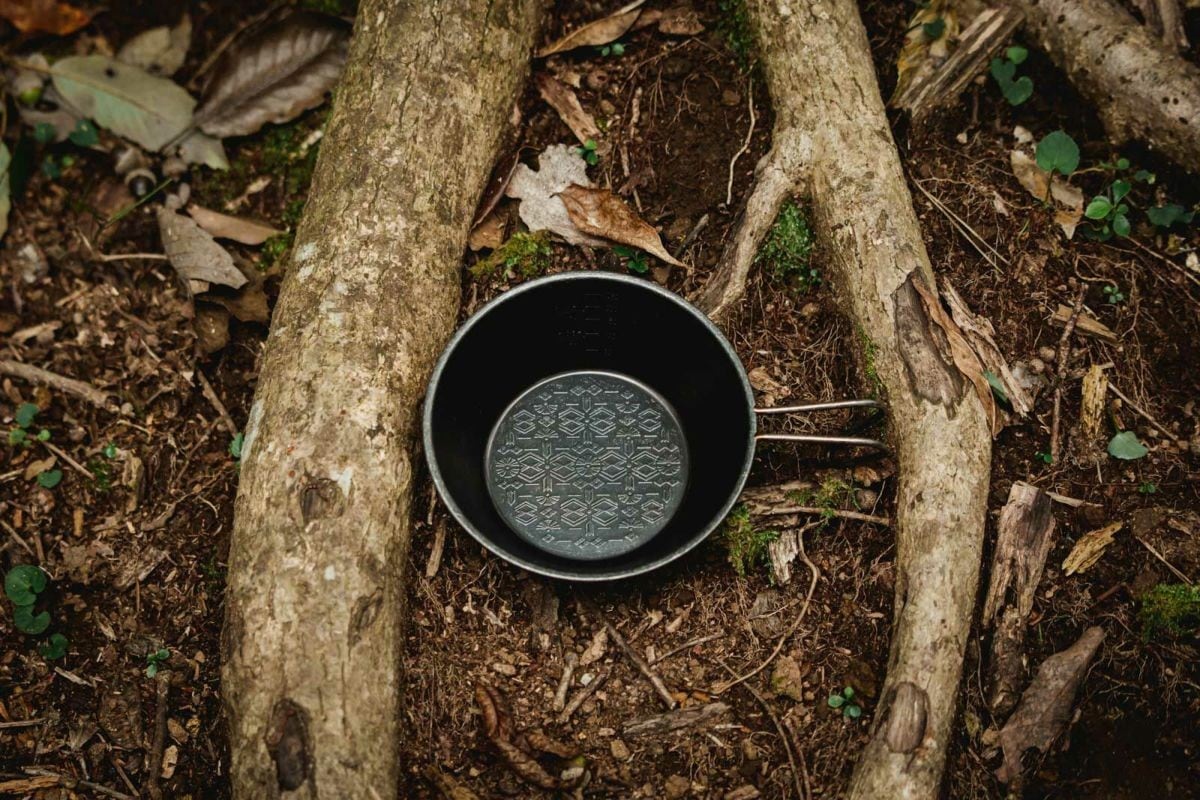 AEND 350 エンドシェラカップ 3個セット チタンシェラカップ　黒酸化加工 HILLS FIELD 黒酸化ビンテージ加工シェラカップ -YAMATO柄- エンボス