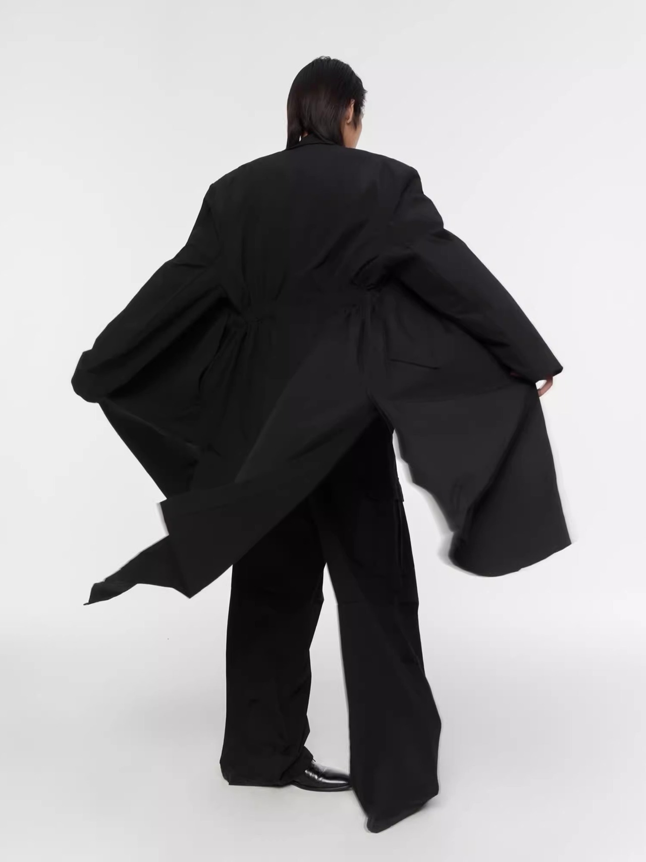 NFAI. Dual Form Shoulder Trench Coat