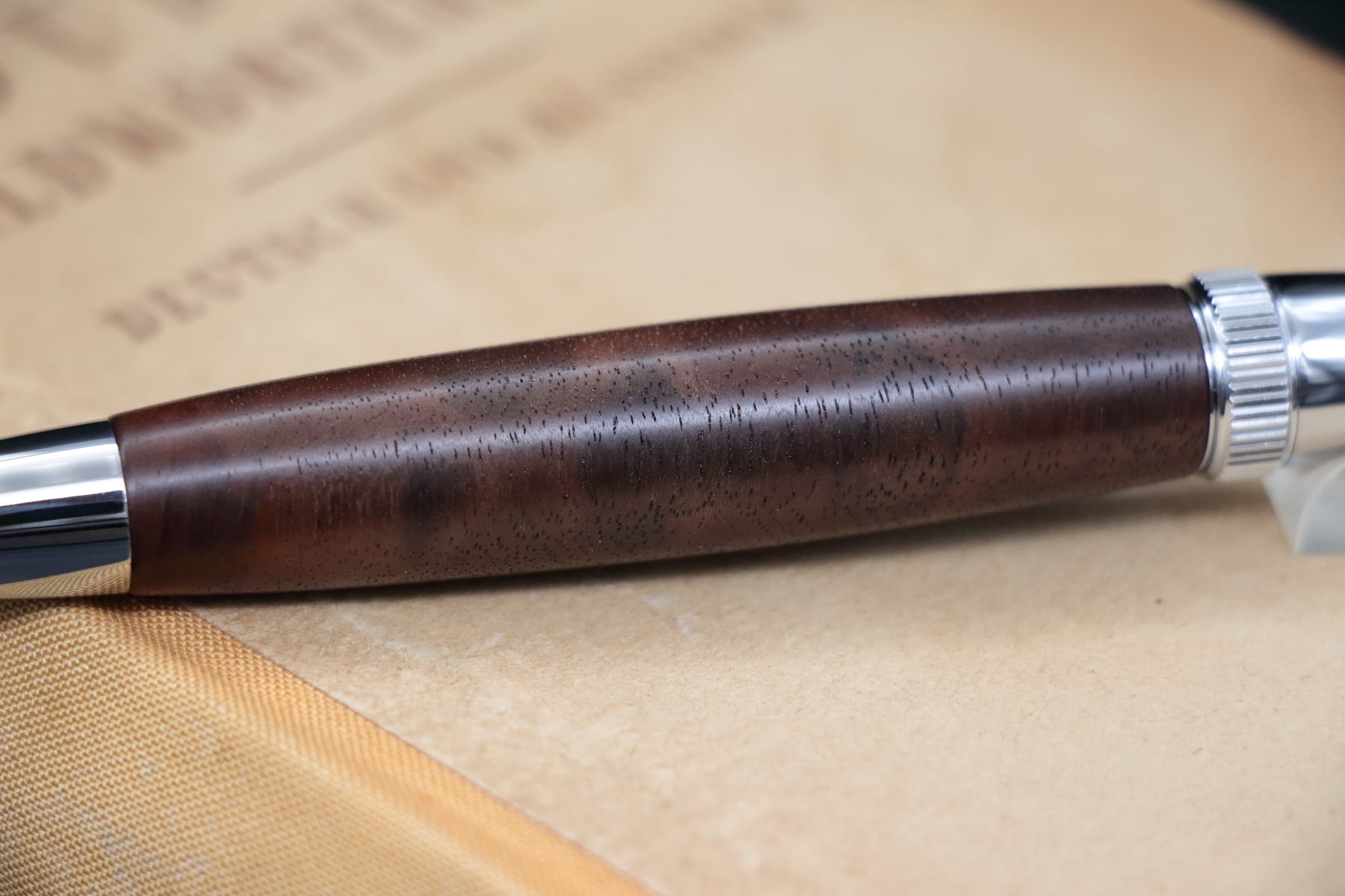 クラロウォールナット・Chouette」木軸ペン 銘木ボールペン Viriditas