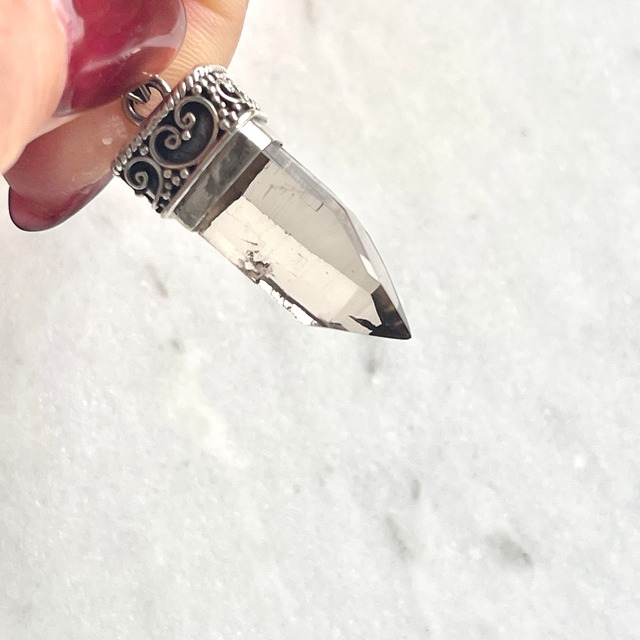 【レア】【超美石】ガウリシャンカール産　ヒマラヤスモーキークォーツ　ペンダント（サービスチェーンつき）　1228