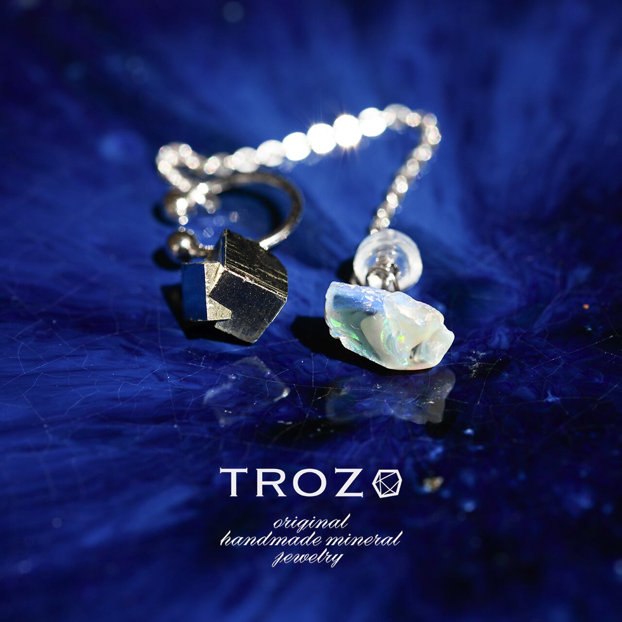 019 0 Collection】 ブラックオパール × パイライト 鉱物原石