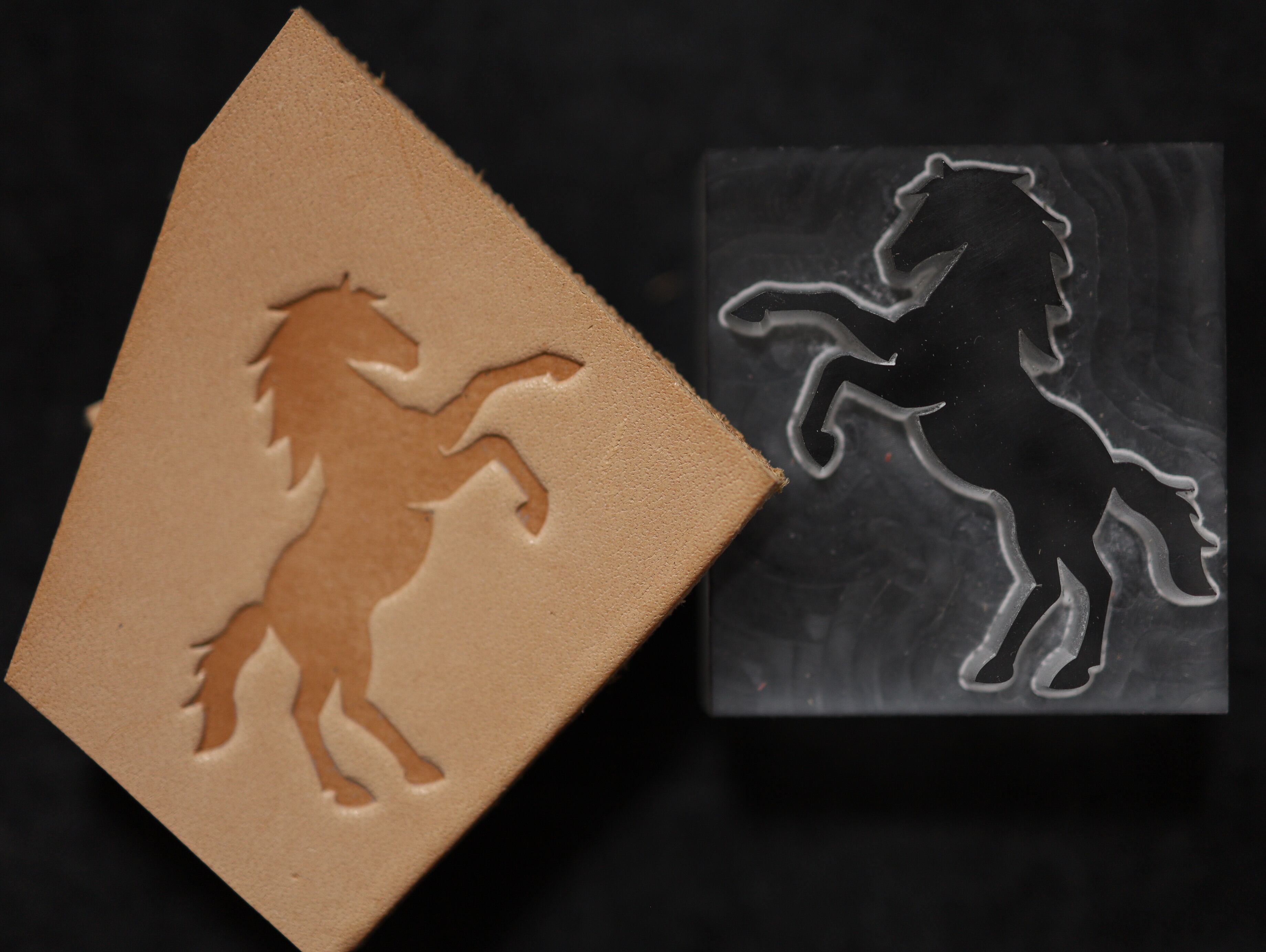 【アクリル刻印】馬　レザークラフト用