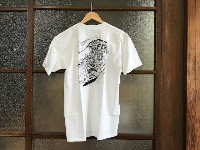 KICKS/HI "NATIVES ARE RESTLESS" TEE (WHITE)