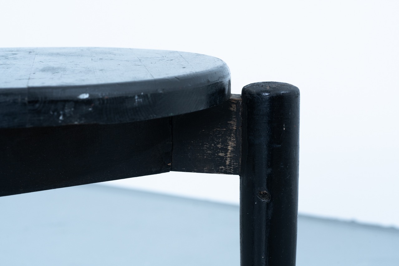 Ilmari Tapiovaara | 3-Leggd stool black paint