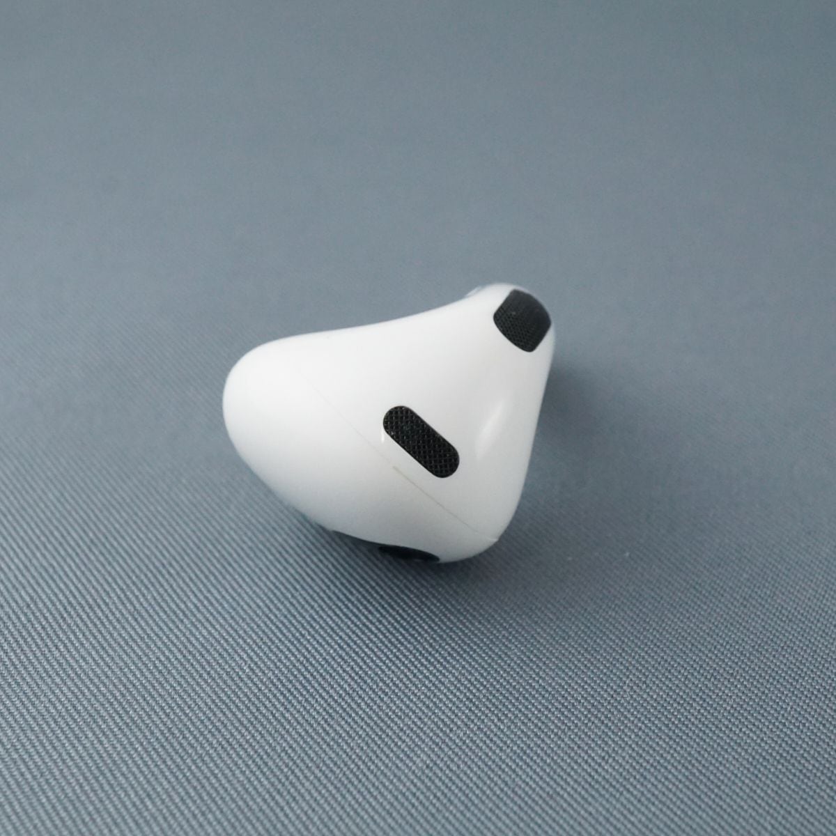 Apple AirPods 第三世代 右イヤホンのみ USED美品 R 片耳 右耳 A2565