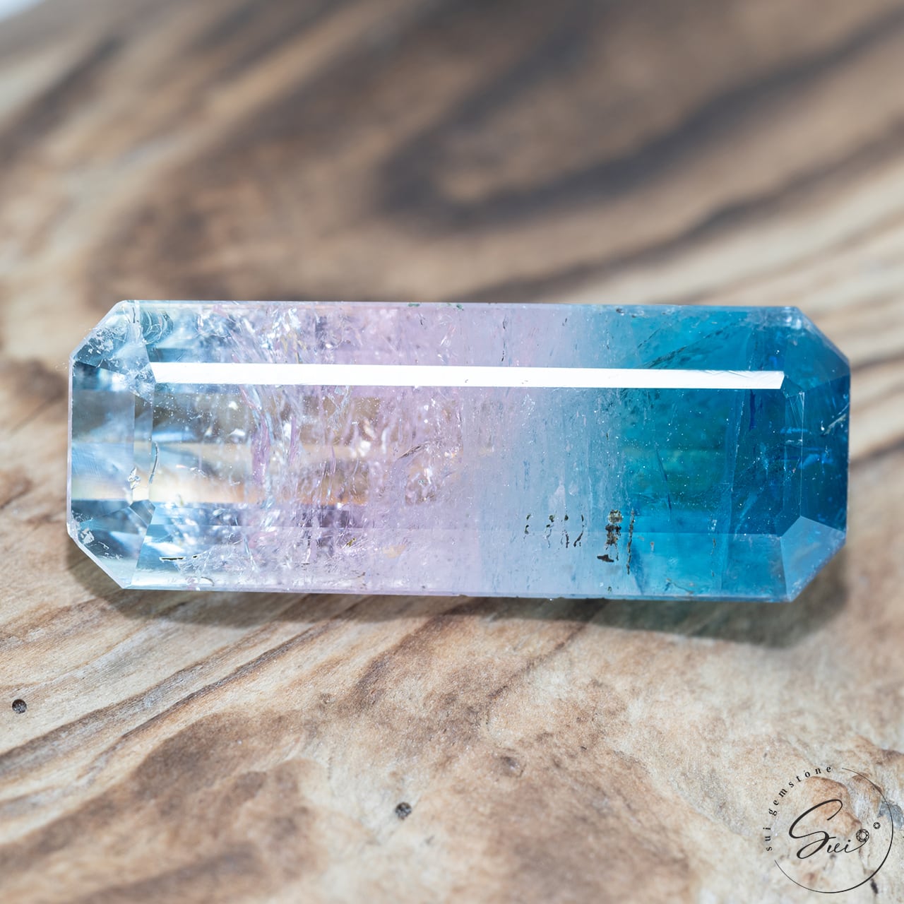 宝石ルース 【私史上初！希少過ぎる天然パーティーカラートルマリン緑黄ピンク】ソ付 天然トルマリン 0.89ct 【パーティーカラー】 ウォーターメロン系