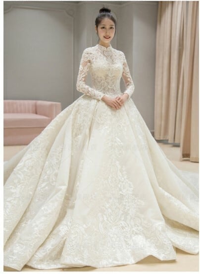 高品質！ ウエディングドレス フェミニンなフレームレースの袖トップス