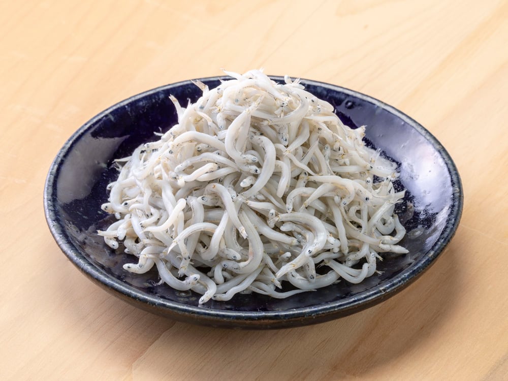 セット】釜揚げしらす（280g）＋中干チリメン （270g） | 露弥水産