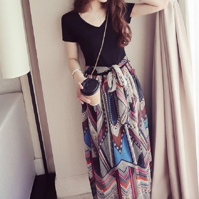 夏ワンピ 夏ワンピース ワンピース ワンピ 通販ワンピ 通販ワンピース 通販 レディース 女性用 半袖 黒 ハイウエスト 柄 ひざ丈下 Vネック デート 旅行 リゾート デイリー 普段着 通学 学校 ショッピング プール 海 夏 サマー 人気 おすすめ 大人かわいい 上品 エレガント