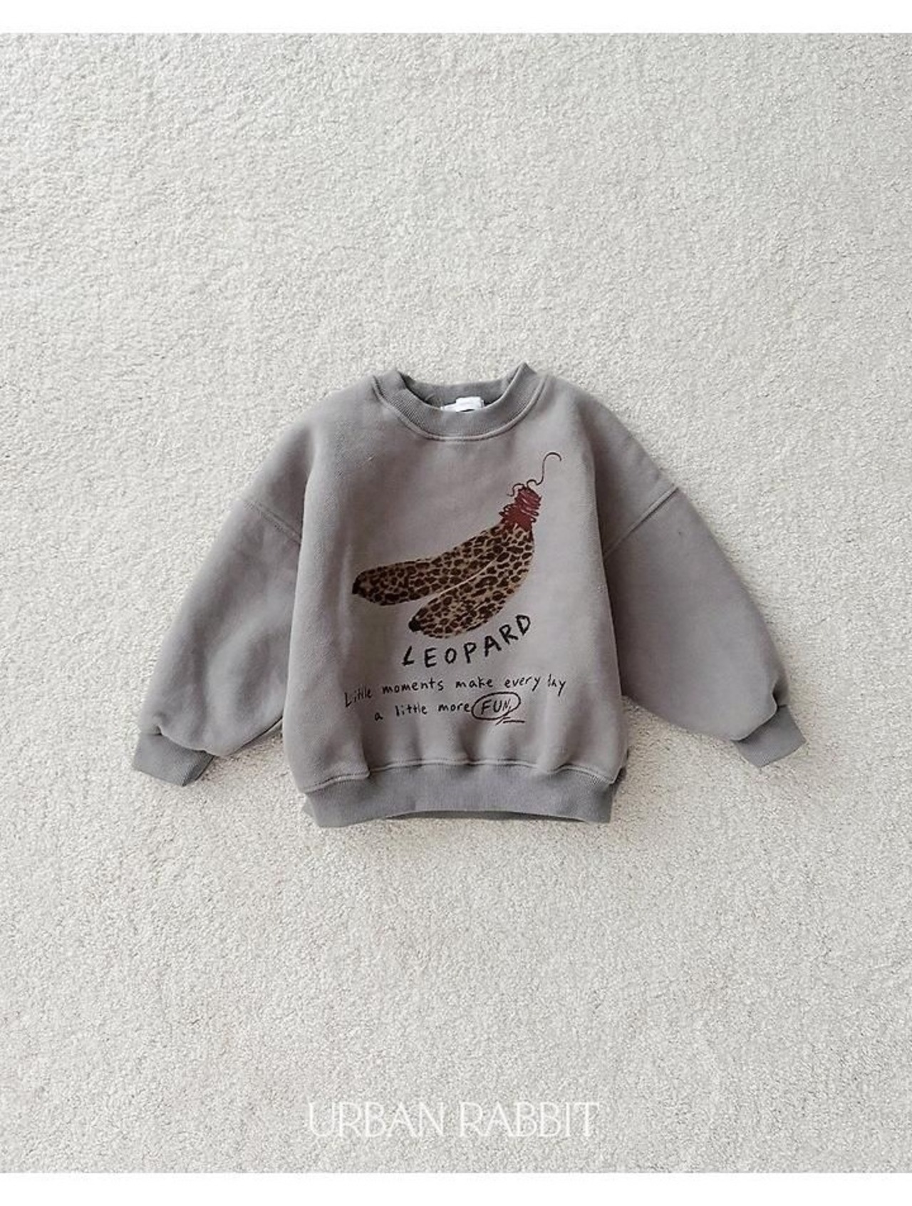 アーバンラビット / URBAN RABBIT / ヒョウ柄バナナトレーナー / 韓国子供服 / キッズ / 26winter〖取寄〗*XS~XL*