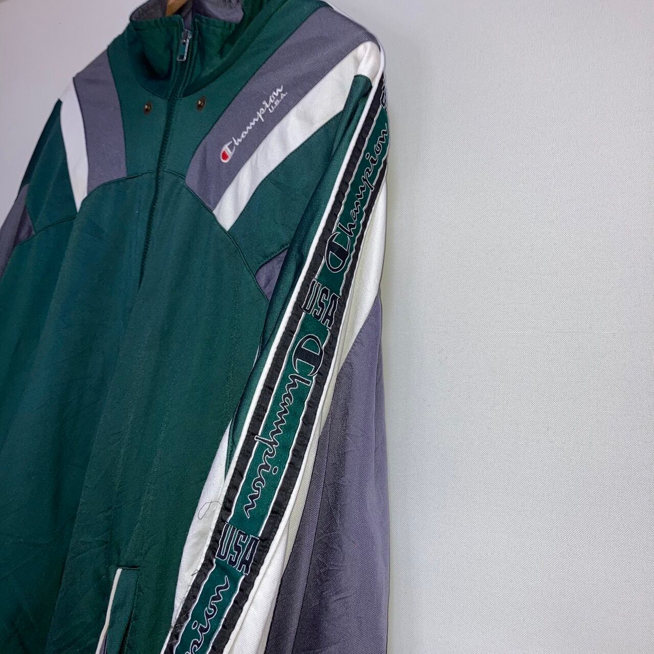 champion チャンピオン トラックジャケット ジャージ メンズXL champion チャンピオン トラックジャケット ジャージ メンズXL