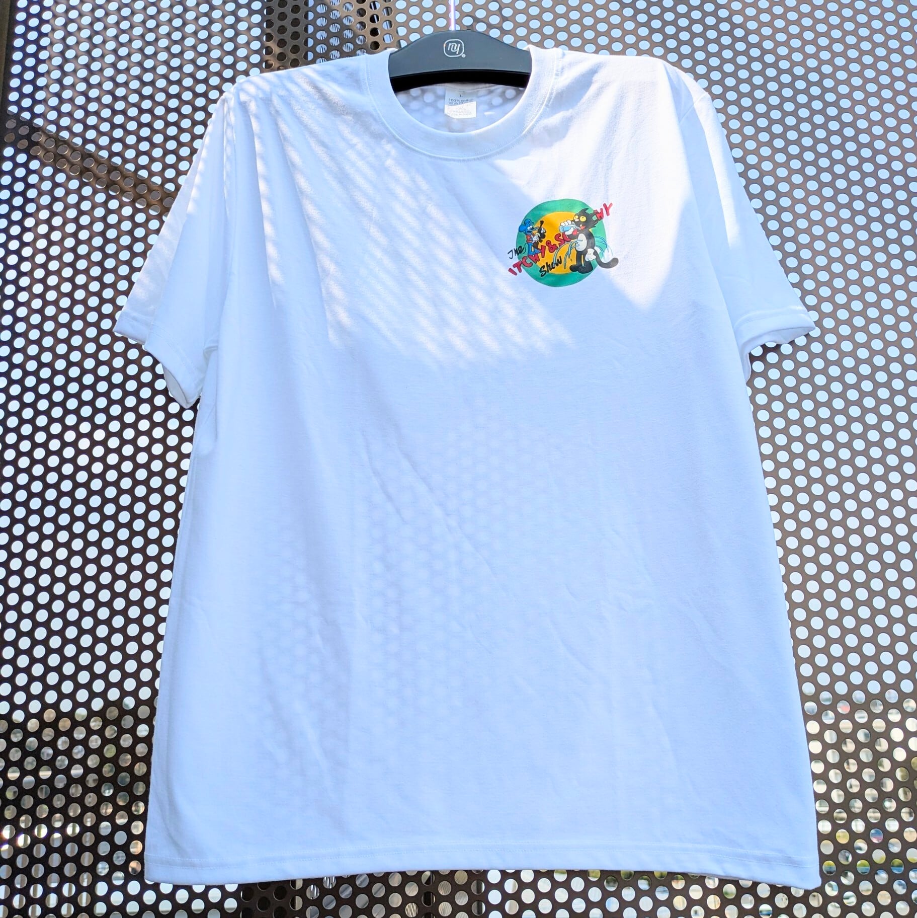 【 The Simpsons( ザ・シンプソンズ ) 】『 The Itchy & Scratchy Show / イッチー&スクラッチー 』 「Treehouse of Horror」(ツリーハウス・オブ・ホラー)/ Tシャツ / WHITE〚アメリカン雑貨 アメトイ〛