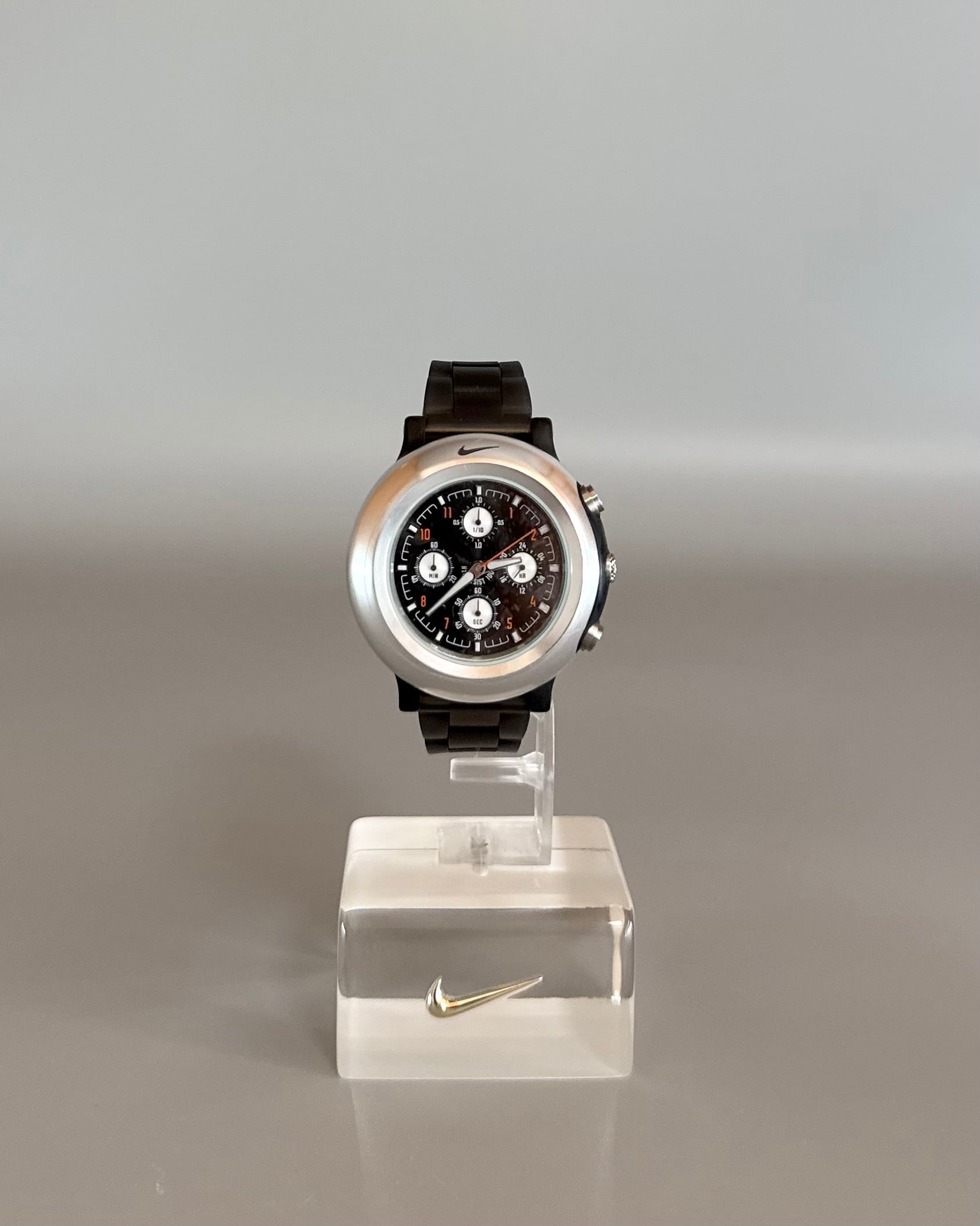 NIKE HERITAGE 1/100TH CHRONO PU | GOOD ARCHIVE