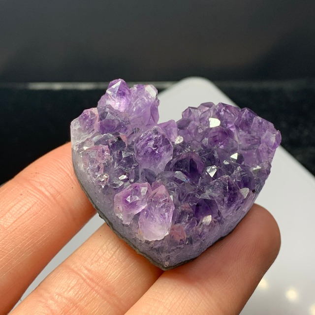 4.ハートアメジストクラスター
