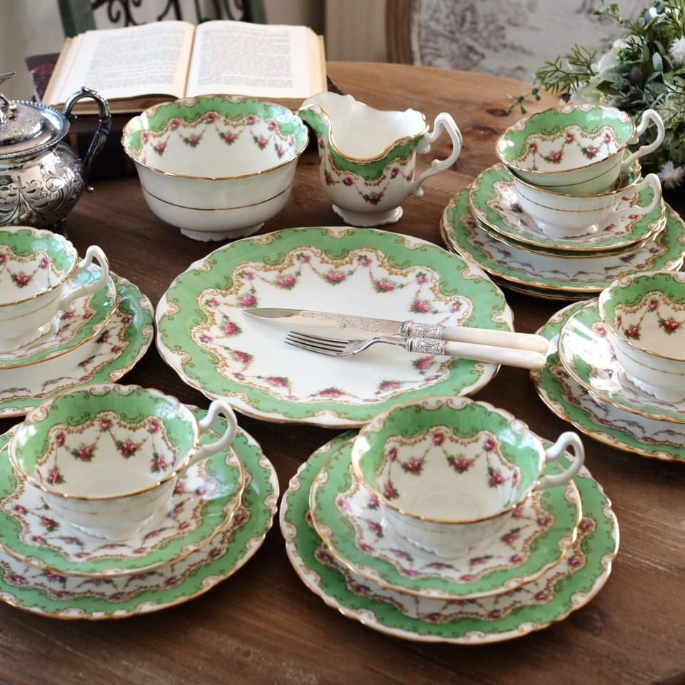 ロイヤルドルトン | antique FEELPORT アンティーク食器の専門店