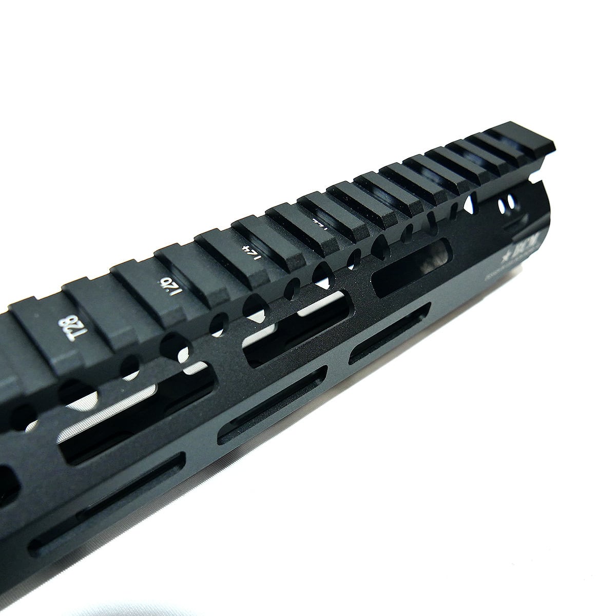 BCM AIR MCMR 10inch ハンドガード 中古】BCM AIR MCMR 10インチ ハンドガード MWSネジ山加工 | GunPlay