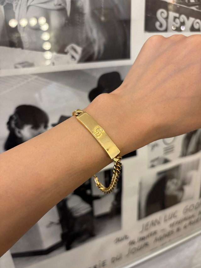 Christian Dior / vintage plate logo gold bracelet.