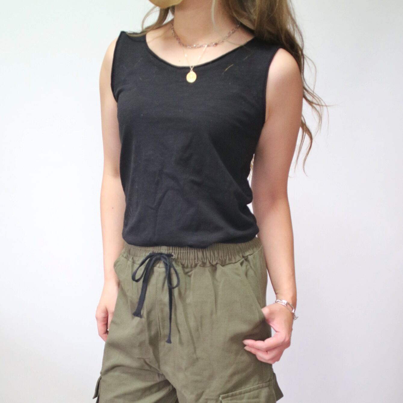 シンプルノースリーブ