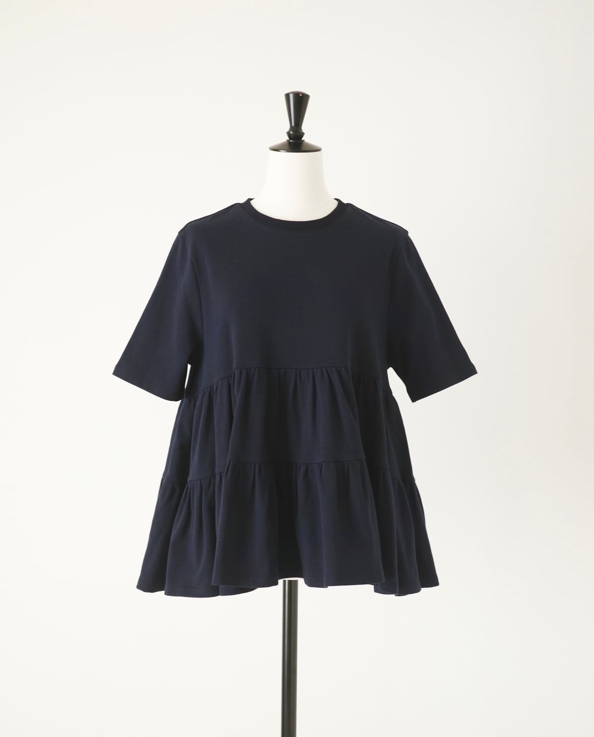 ⭐︎未使用品⭐︎hitomi 小柄peplum knit navy hitomi