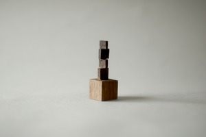 (085)wood figure-mini抽象台付_022
