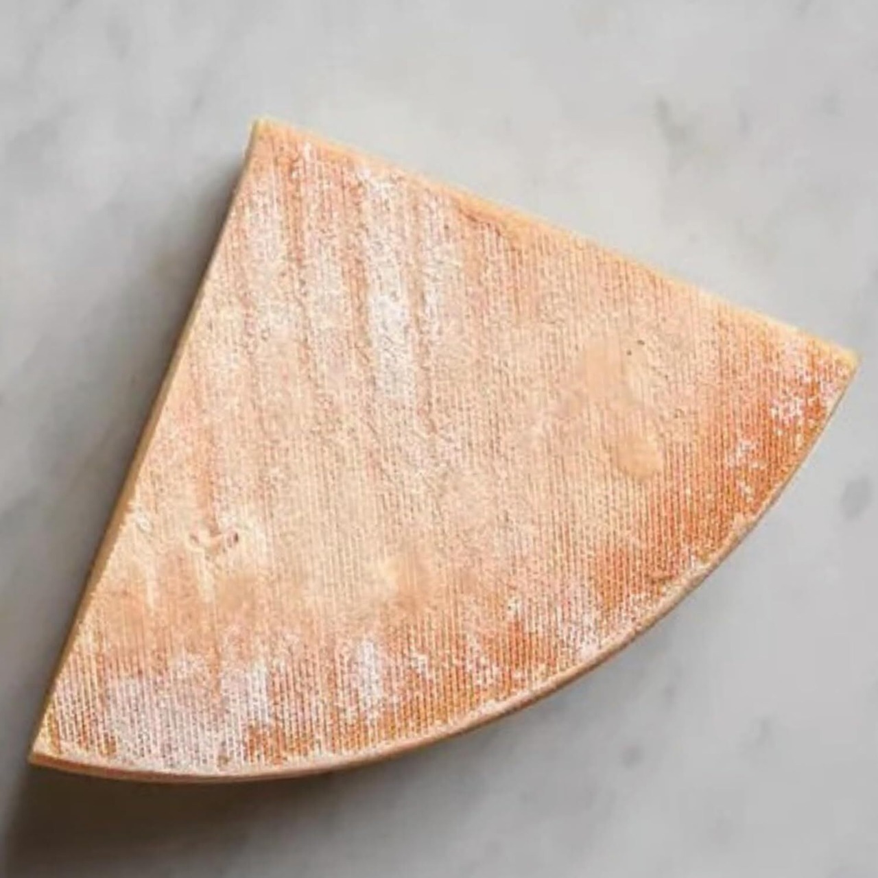 フランス産 ラクレットチーズ 250g｜とろける加熱用チーズ・2ヶ月熟成｜グラスフェッド・フレッシュカット French Raclette Cheese 250g – Melting Cheese | 2 Months Aged | Grassfed | Fresh Cut