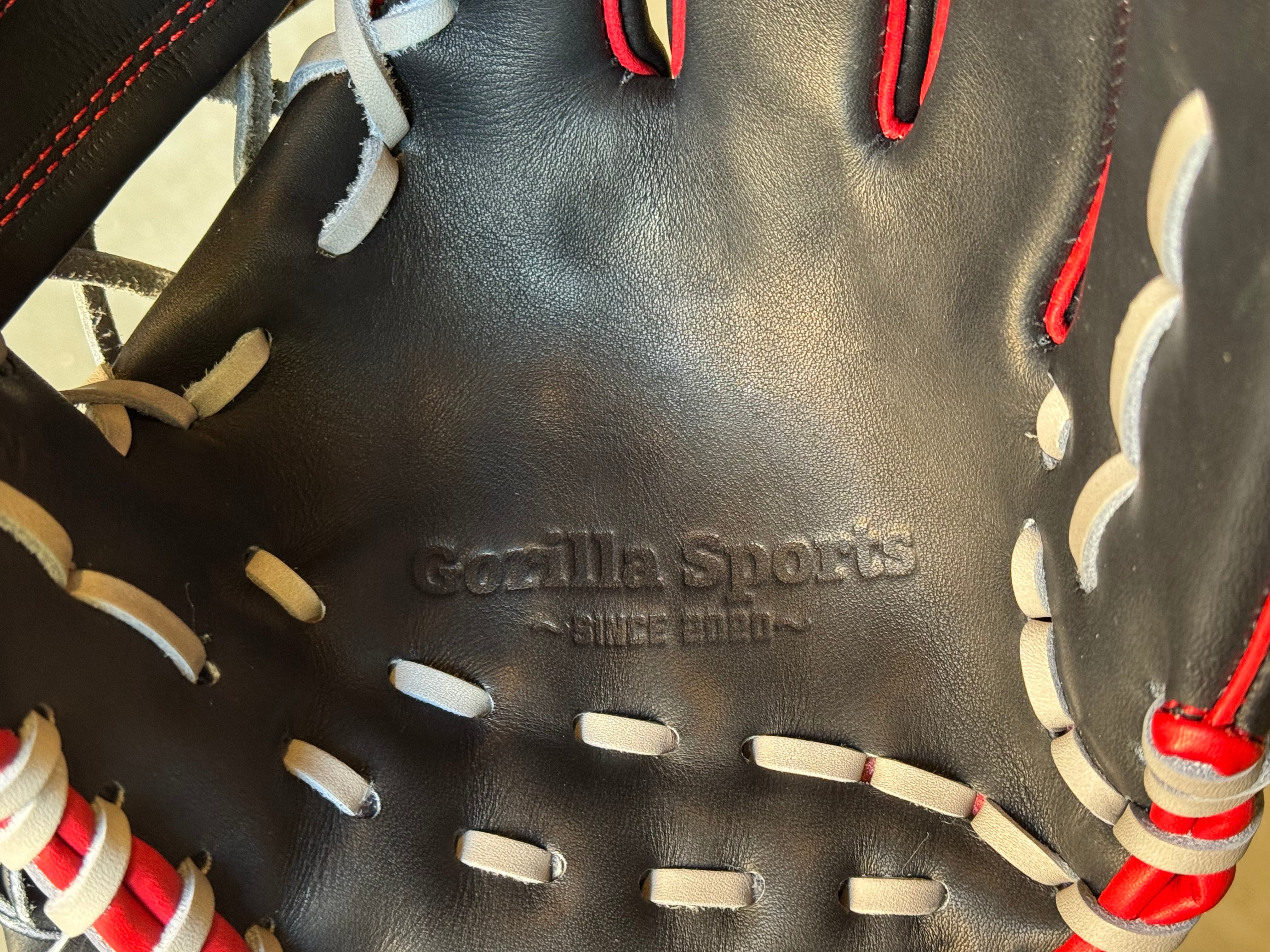 限定モデル【GS】軟式用グローブ 内野手当て挟み型 ゴリラブラック