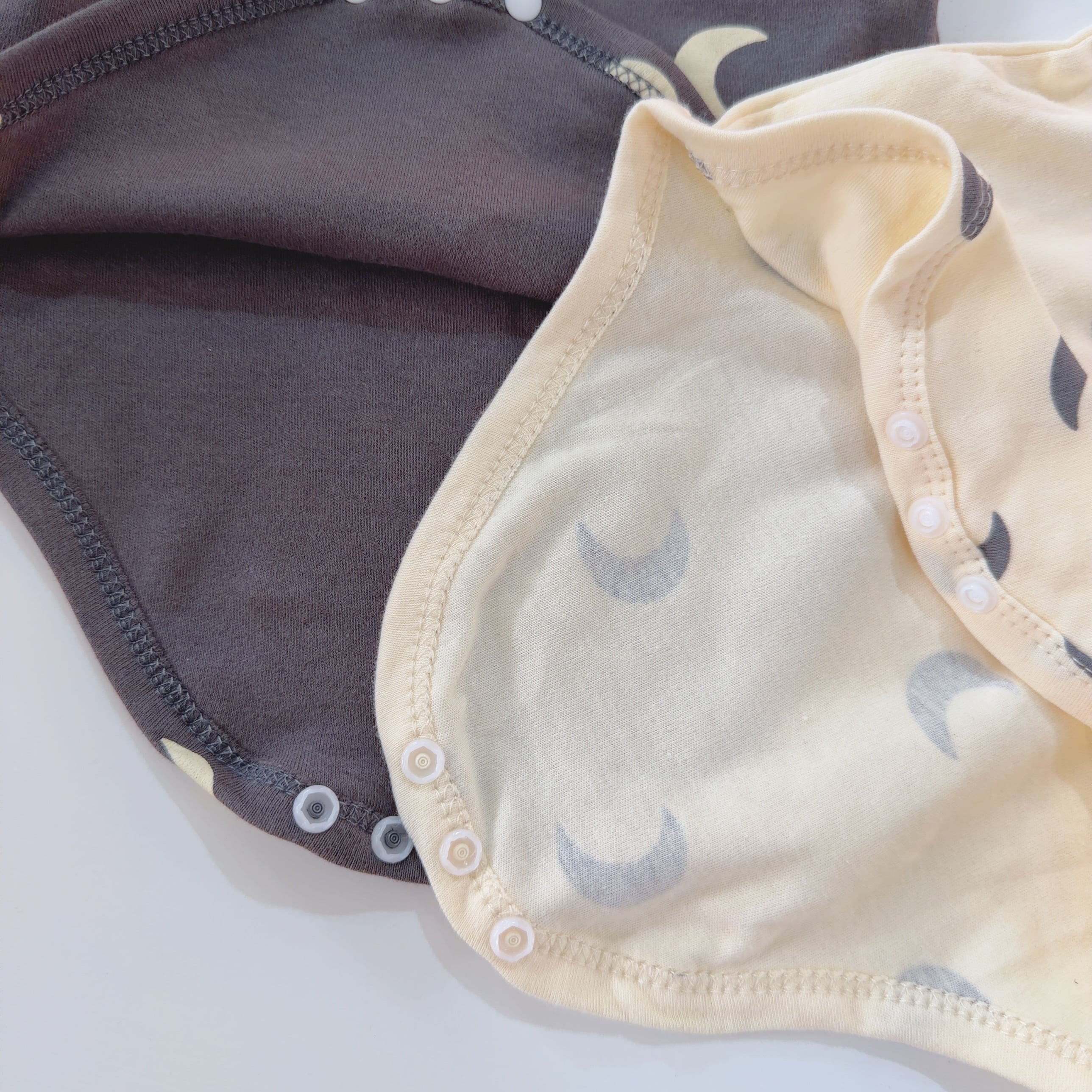 ムーンロンパース