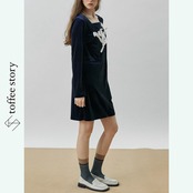 青光に咲く白花の印象：スクエアネックワンピース《XU0276》