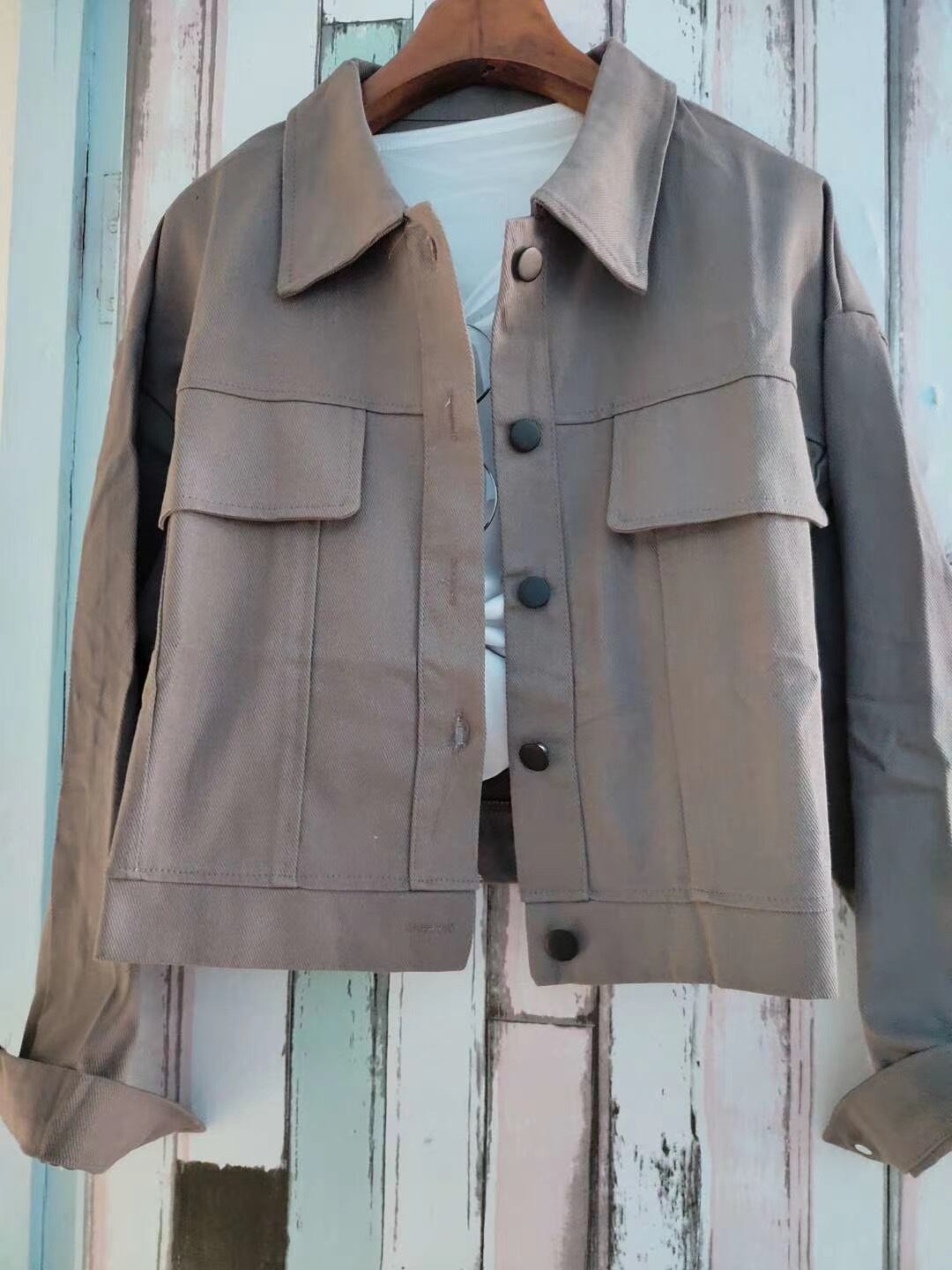 カジュアルミリタリージャケット