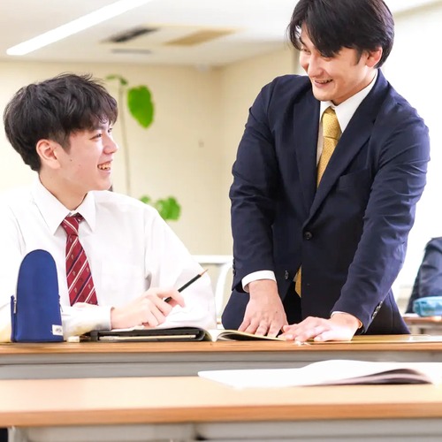 先生の仕事［勇志国際高等学校］（2名申し込み）