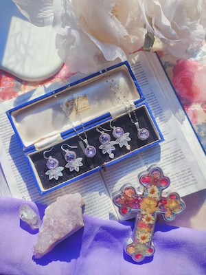 【(セット)TWILIGHT VIOLET SKY EARRING & NECKLACE /(XX250) 】