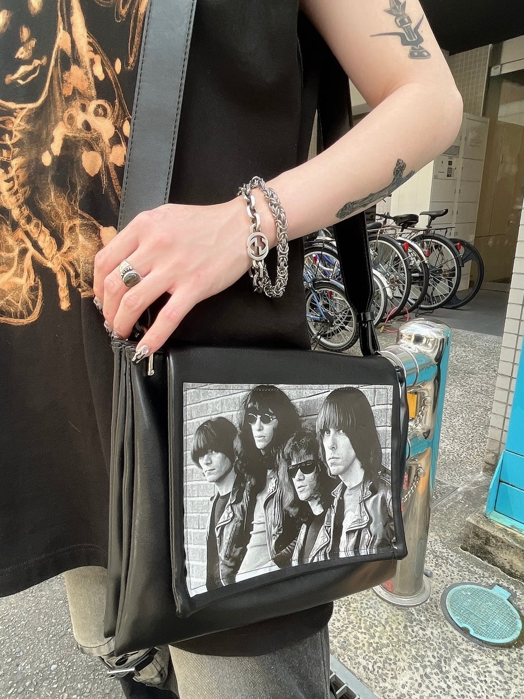 4aad40ca27d310686c2927faeb254e