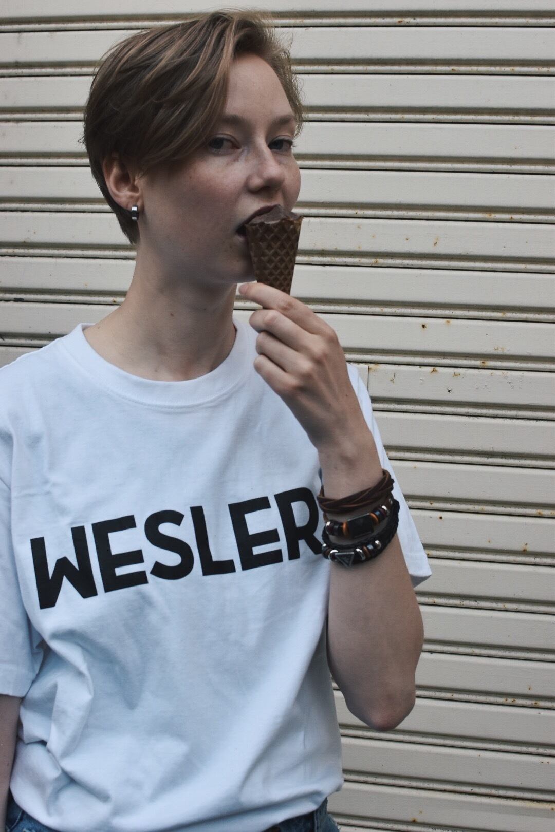 WESLERS Logo Print Tee