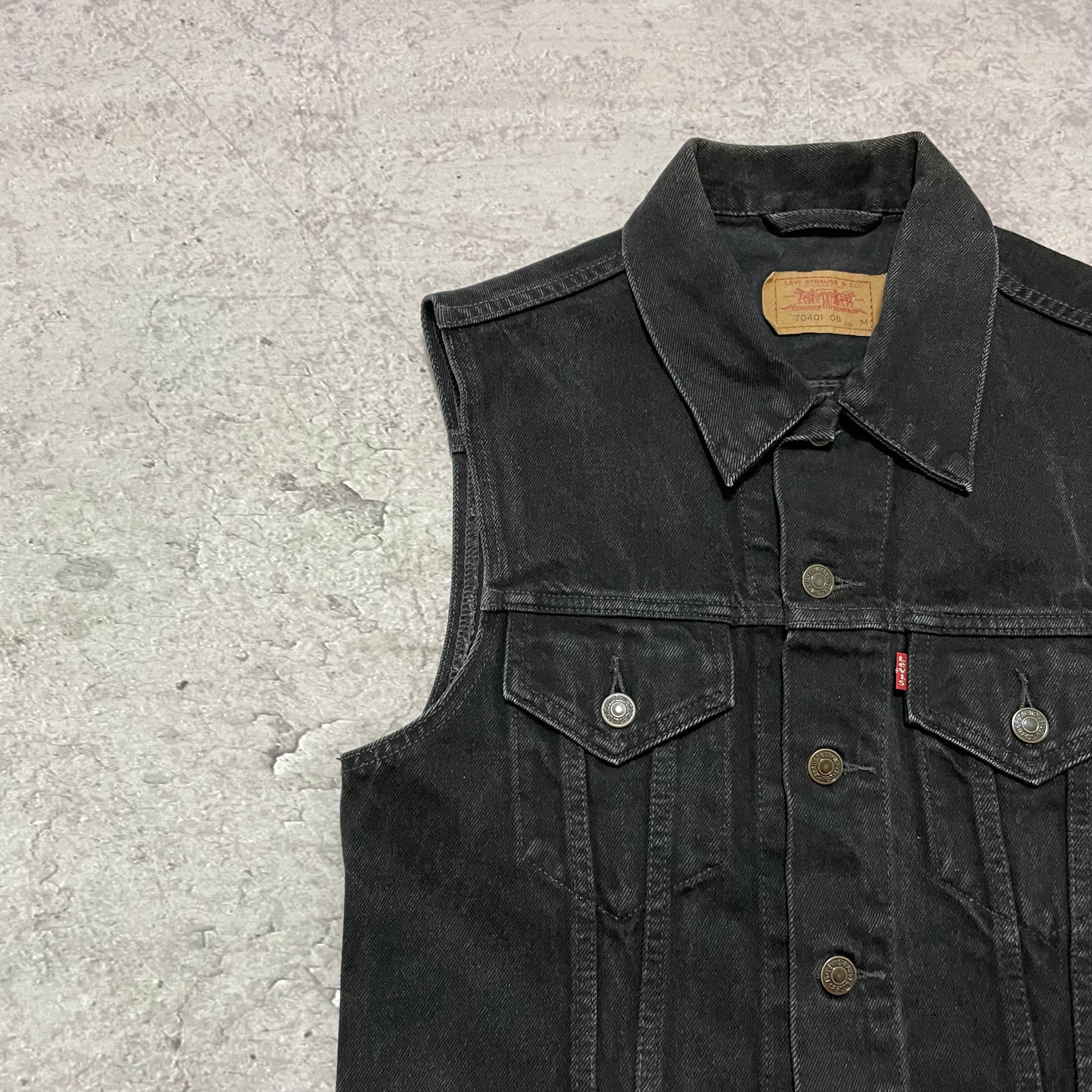 90s Levi's black denim vest 70401