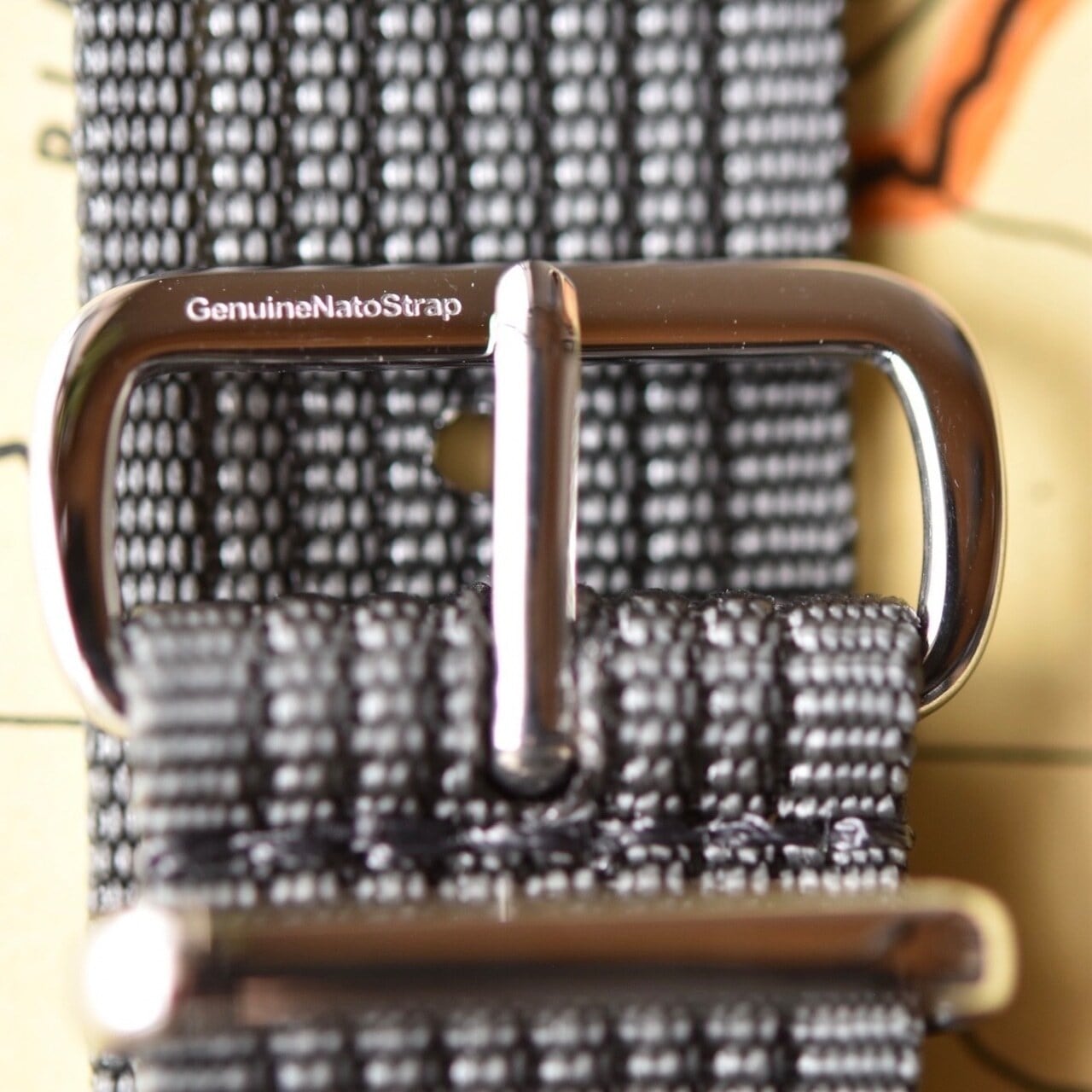 Bark Outsiders : Genuine NATO Strap® For Nylon / Coyote and Black