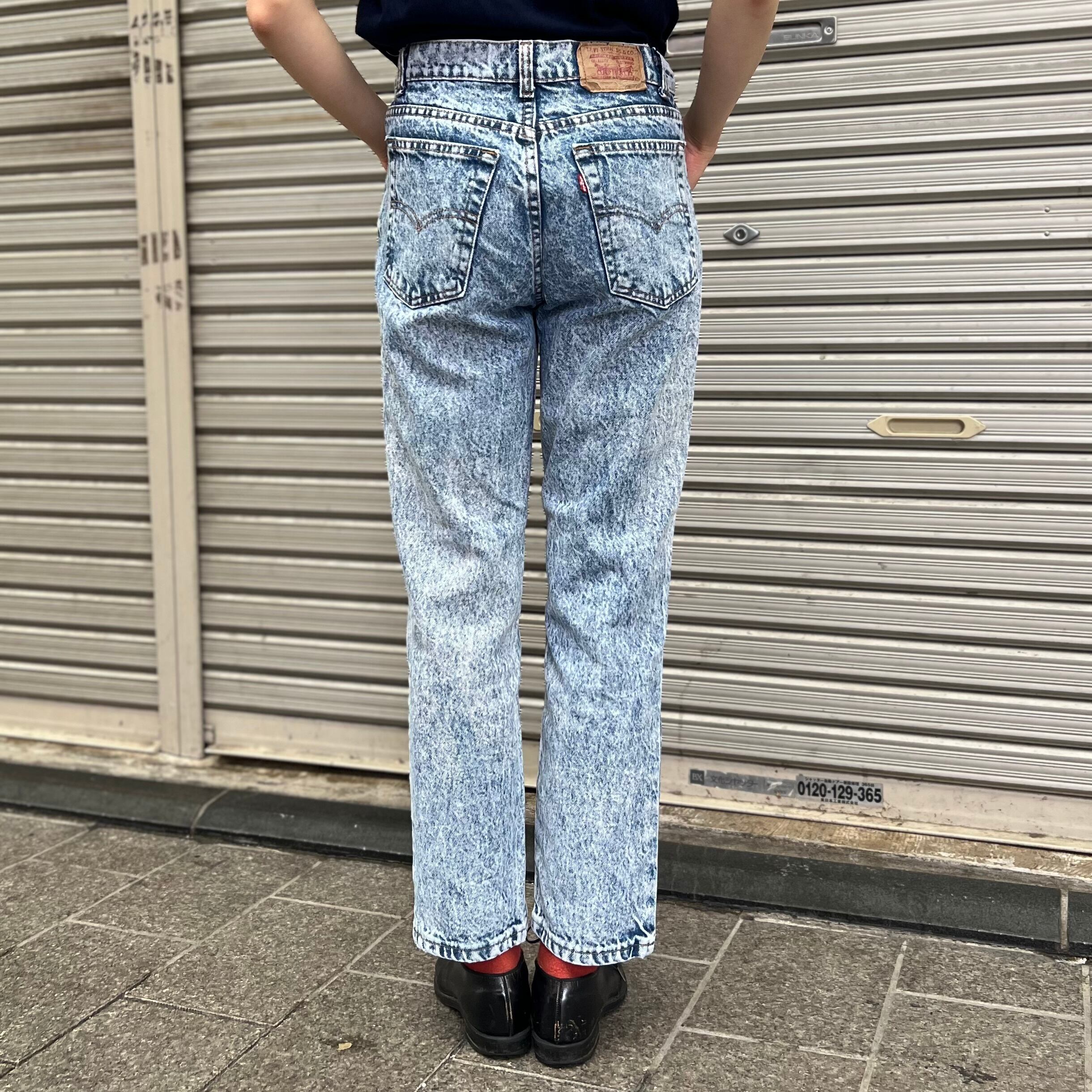 USA製 90年代 size:W28 L28 Levis リーバイス ケミカルウォッシュ デニムパンツ ベルボトム インディゴ 青 古着 古着屋  高円寺 ビンテージ レディース古着 n3904