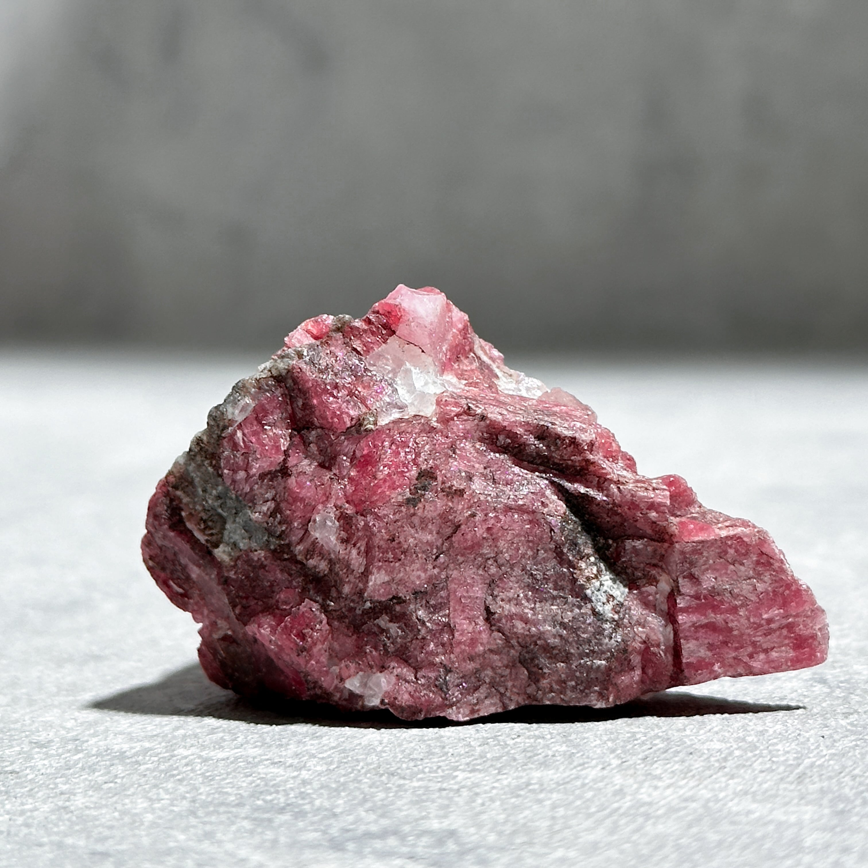 ロードナイト 原石64◇Rhodonite◇パワーストーン・天然石 | Kamoku