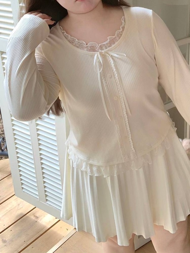 さりげないレースで毎日をもっと可愛く レース付きリブカットソー 細見え 大人可愛い おしゃれ トレンド 体型カバー 大きいサイズ 韓国 CH11483