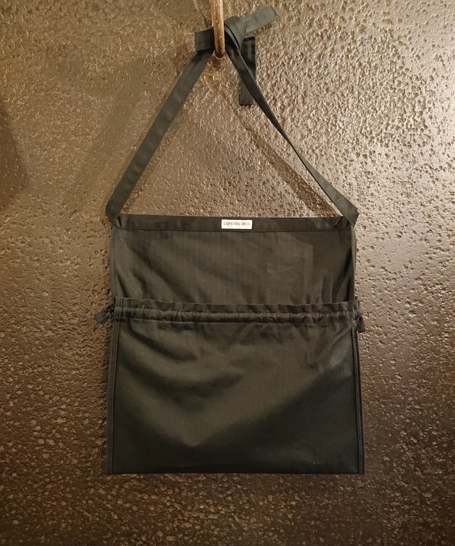 LABOR DAY "APRON BAG" Black Color