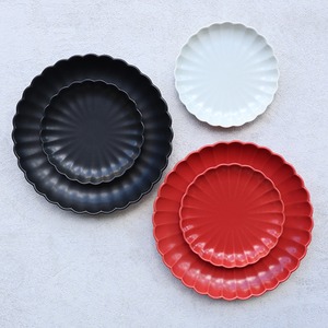 波佐見焼　TY菊割3.5寸皿（ブラック・レッド・ホワイト）8-102